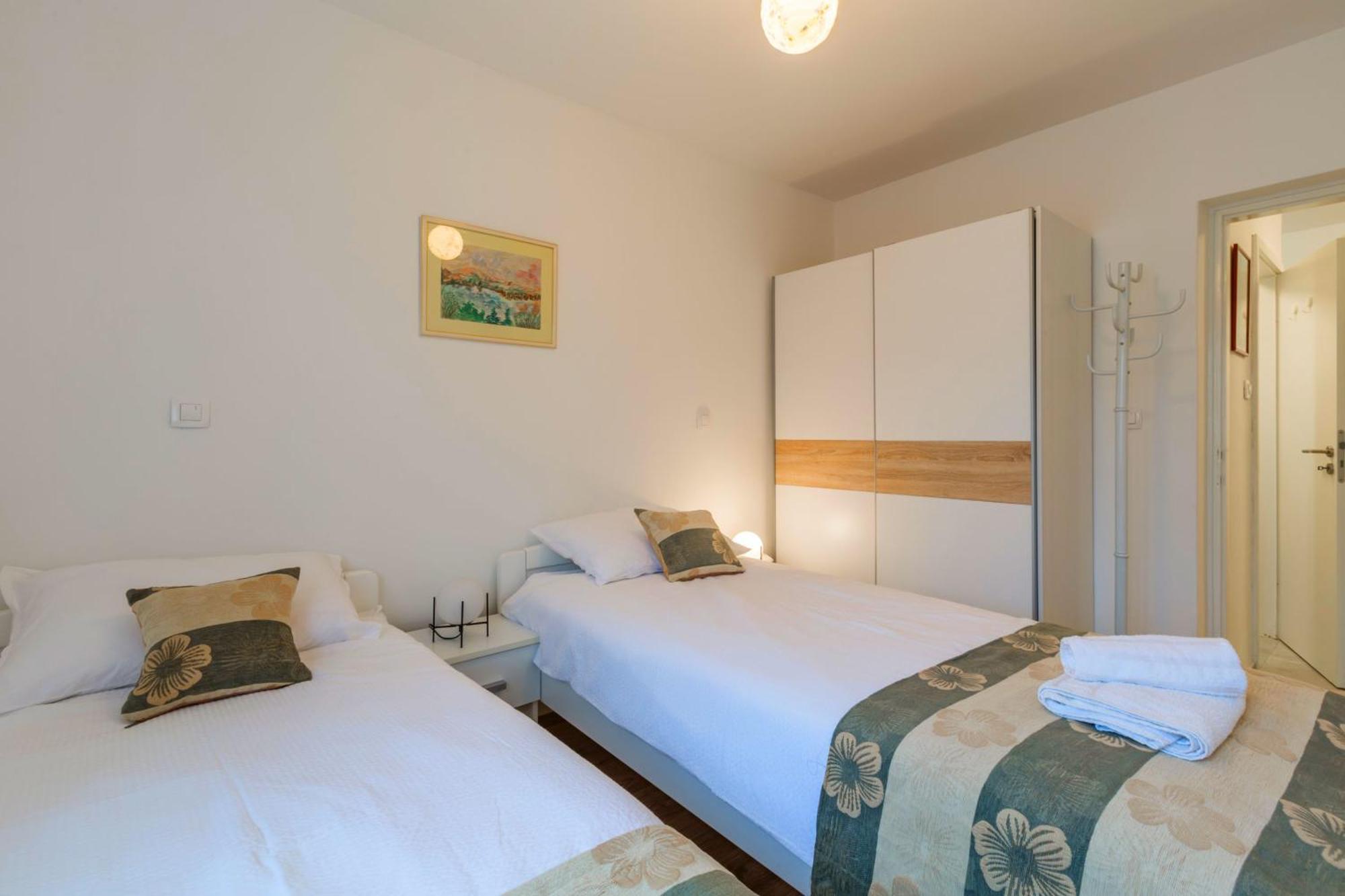 App Letta Sunset Pula Apartamento Exterior foto