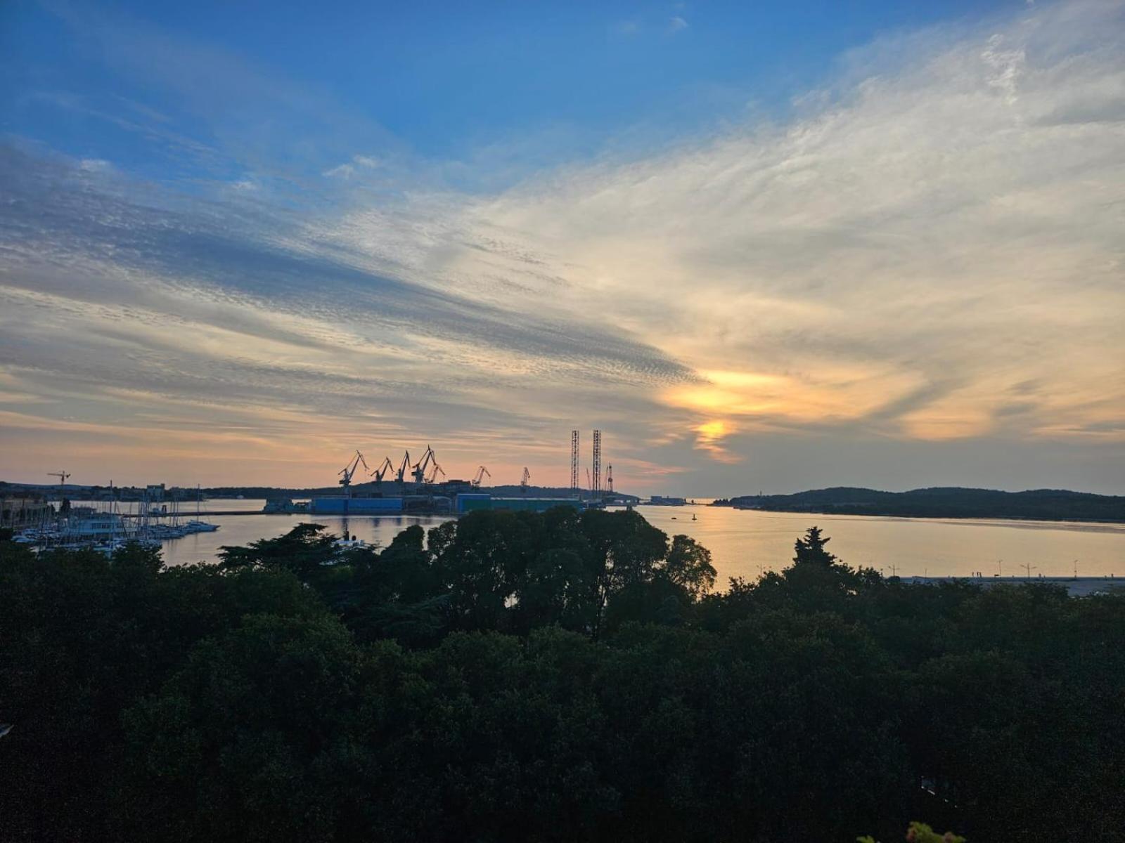 App Letta Sunset Pula Apartamento Exterior foto